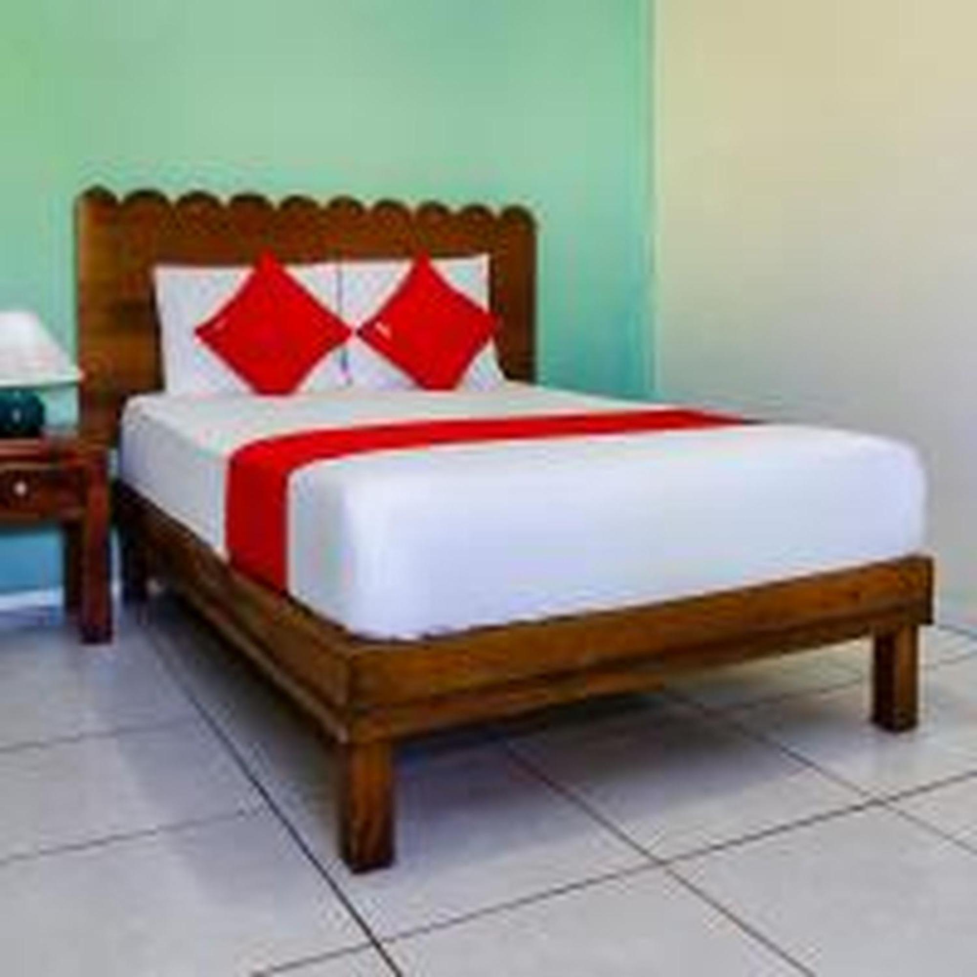 Oyo Hotel Miramar, Loreto Loreto  Exterior photo